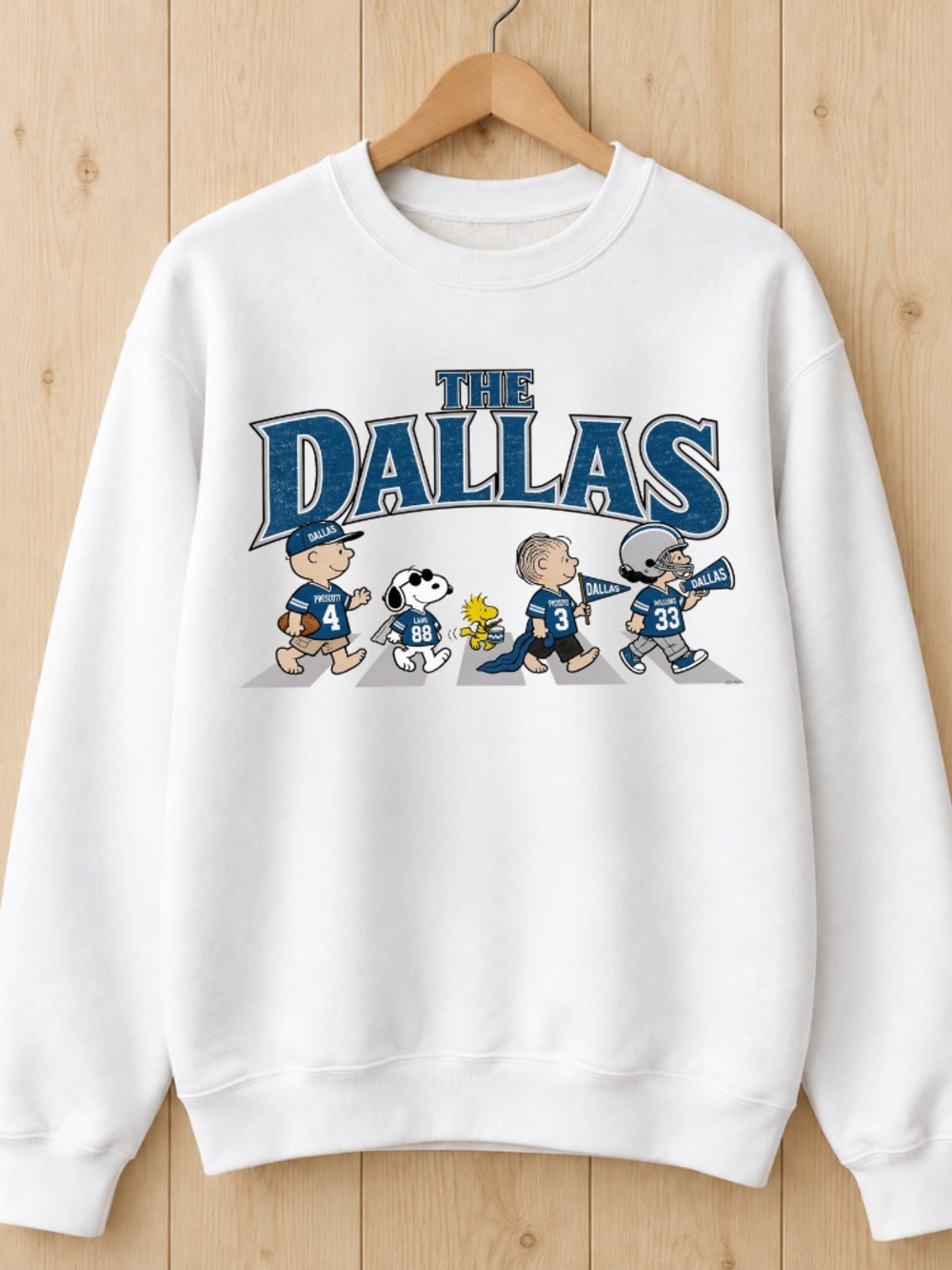 The Dallas Peanuts Snoopy Football Sports Vintage White Sweatshirt